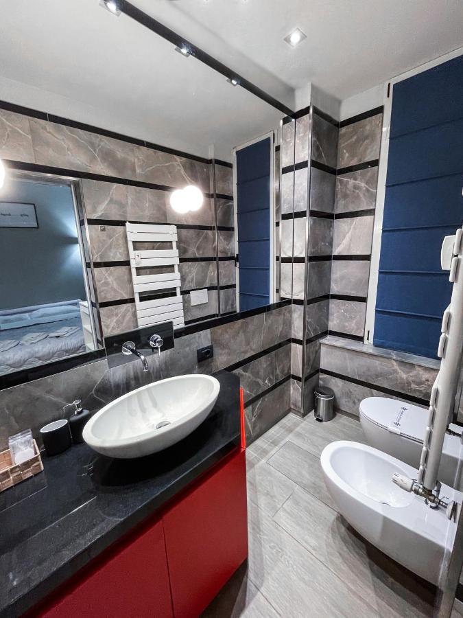 Apartamento Bubi House Moscova Milán Exterior foto